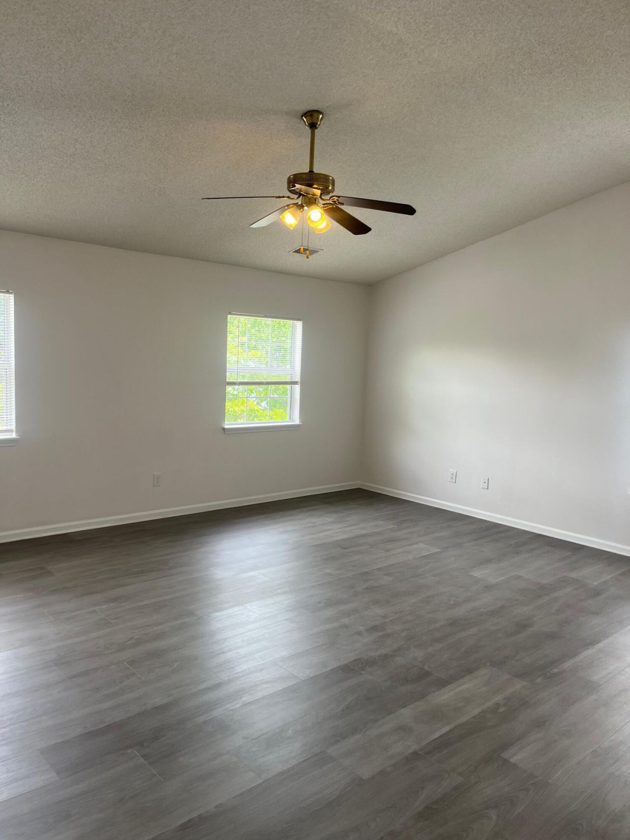 2452 Melville Road Photo 11