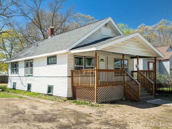 2017 7th Street, Muskegon, MI 49444