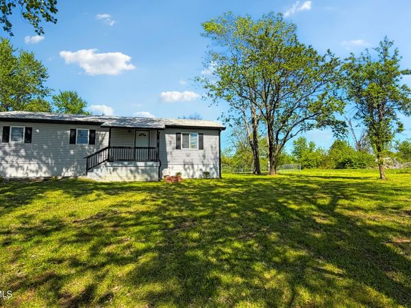 3429 STATE ROAD AA, Holts Summit, MO 65043