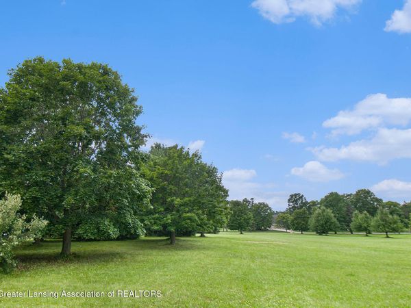 4350 Fruitbelt Lane, Williamston, MI 48895