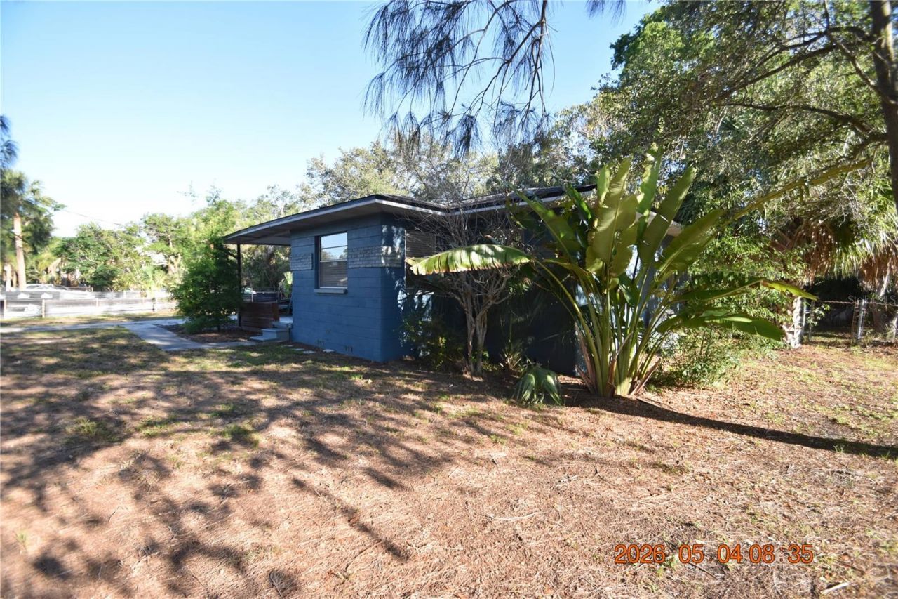 2801 Sanders Drive, Tampa, FL 33611 Photo