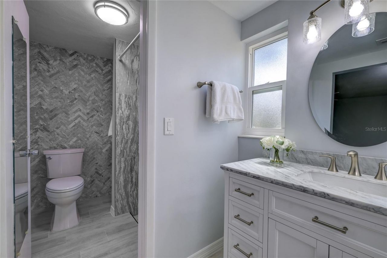 3024 Chase Circle, Sarasota, FL 34231 Photo