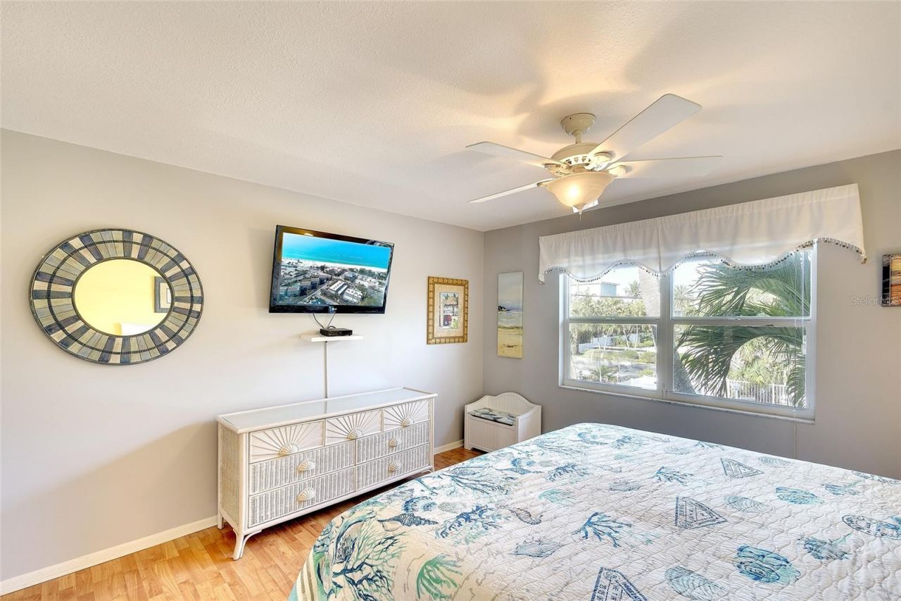 4307 Gulf Drive, Unit 207, Holmes Beach, FL 34217 Photo