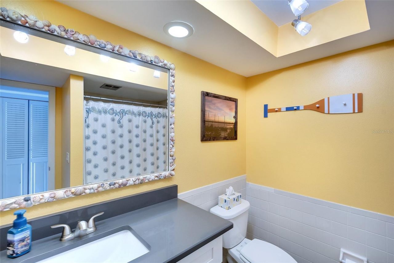 4307 Gulf Drive, Unit 207, Holmes Beach, FL 34217 Photo