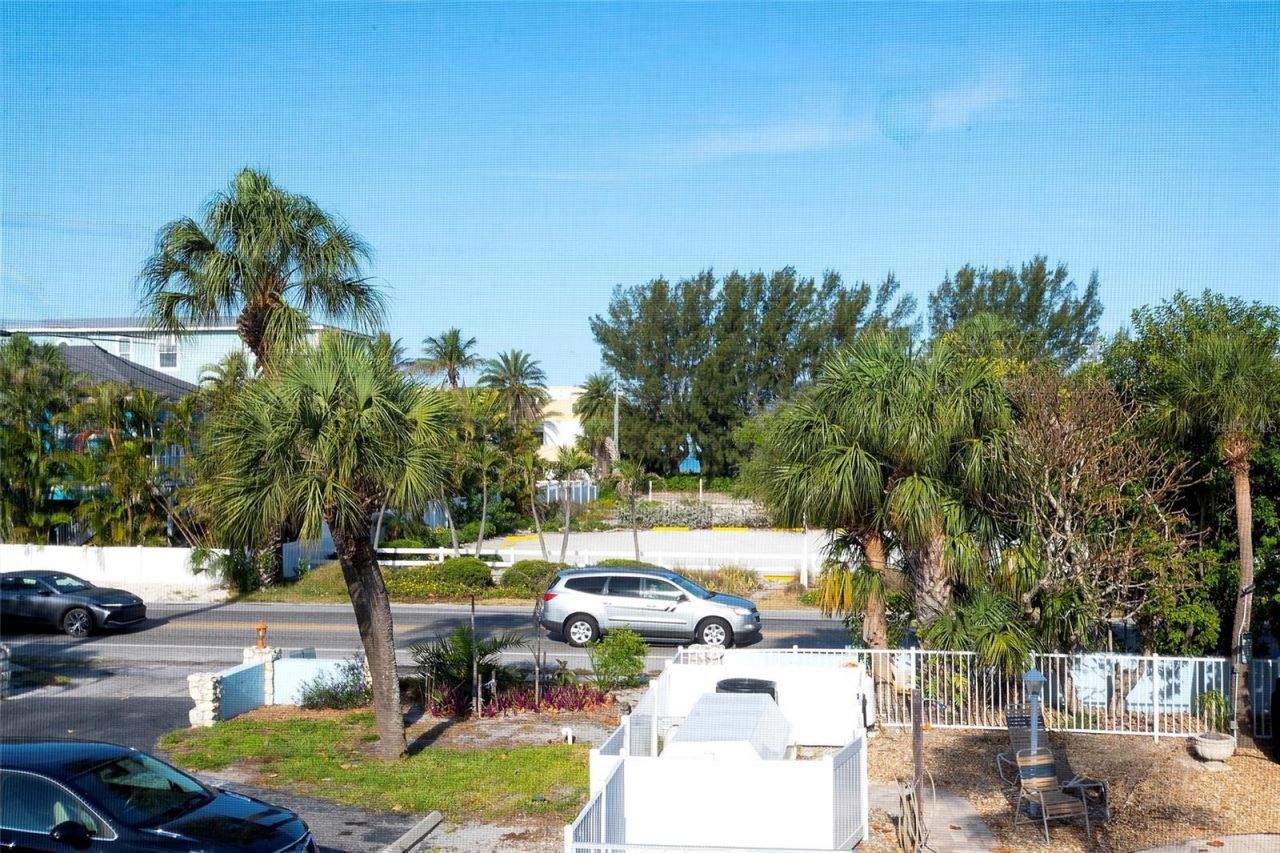 4307 Gulf Drive, Unit 207, Holmes Beach, FL 34217 Photo