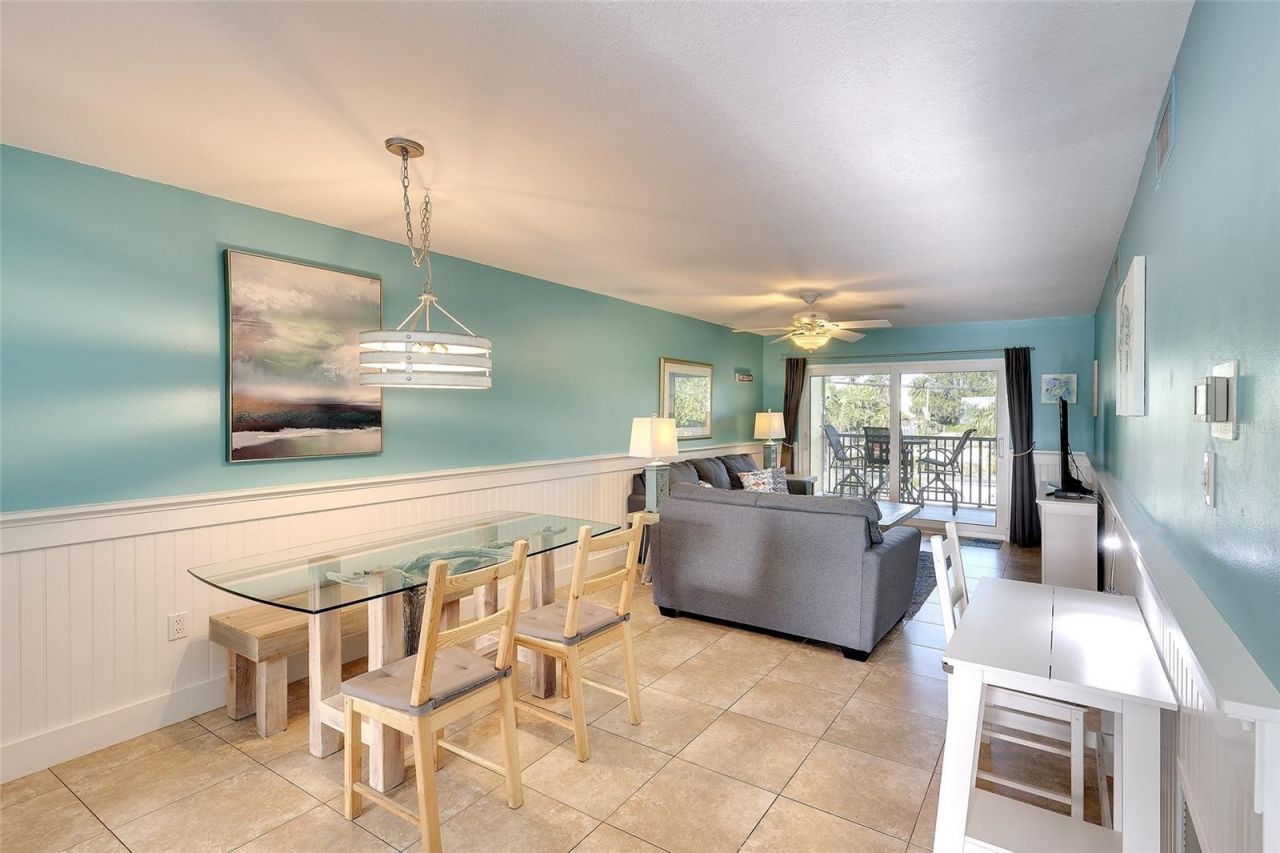 4307 Gulf Drive, Unit 207, Holmes Beach, FL 34217 Photo