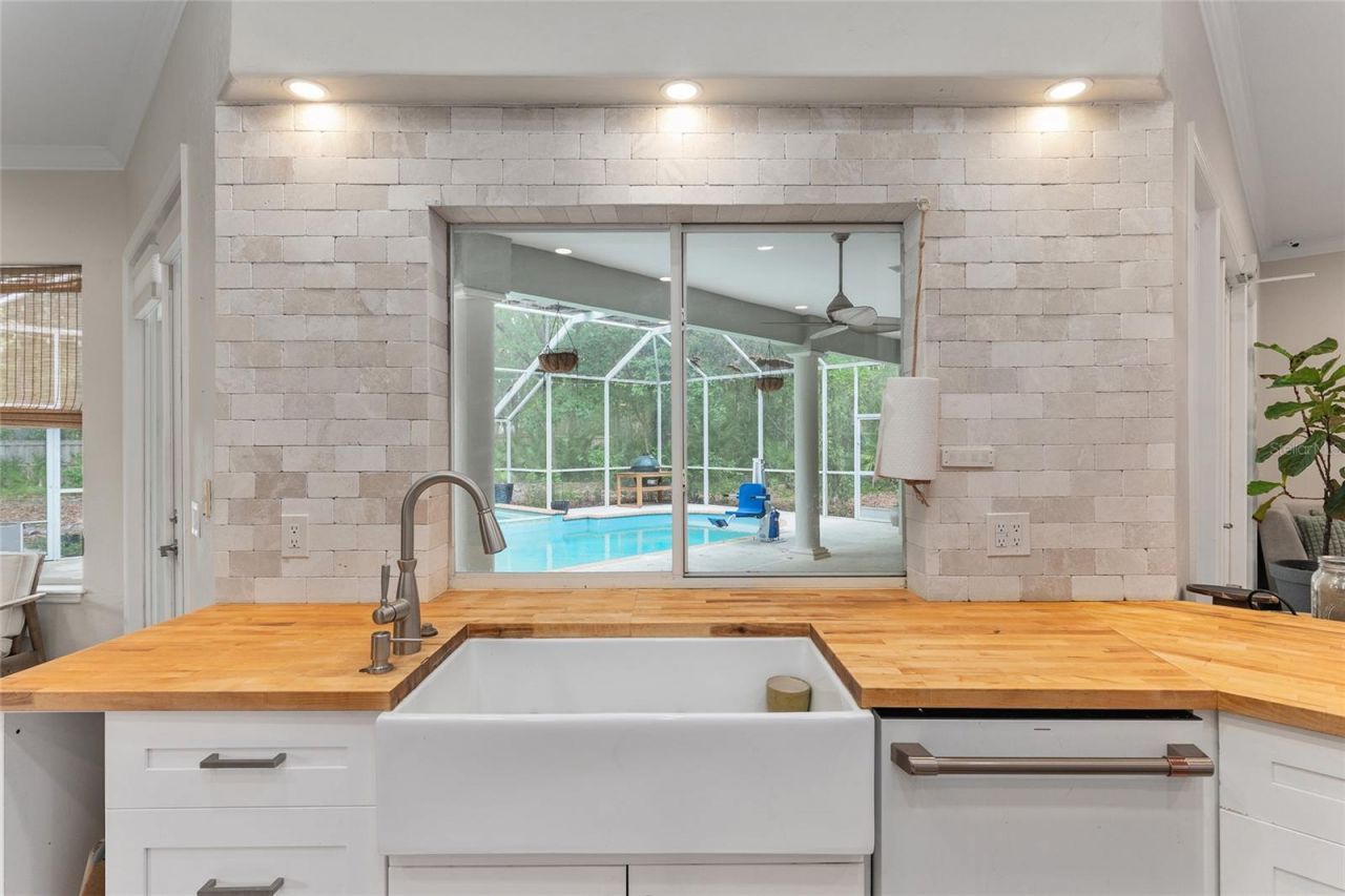 5026 NW 50th Terrace, Gainesville, FL 32606 Photo