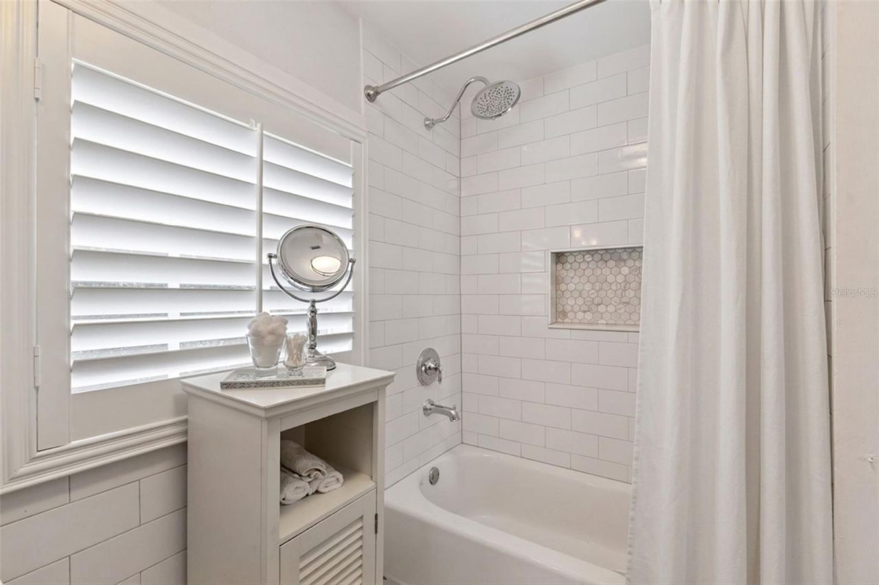 1551 Waterwitch Drive, Orlando, FL 32806 Photo