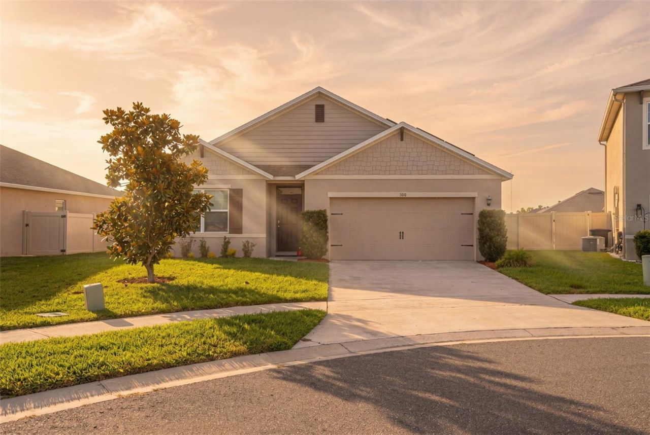 300 Winged Elm Drive, Debary, FL 32713 Photo