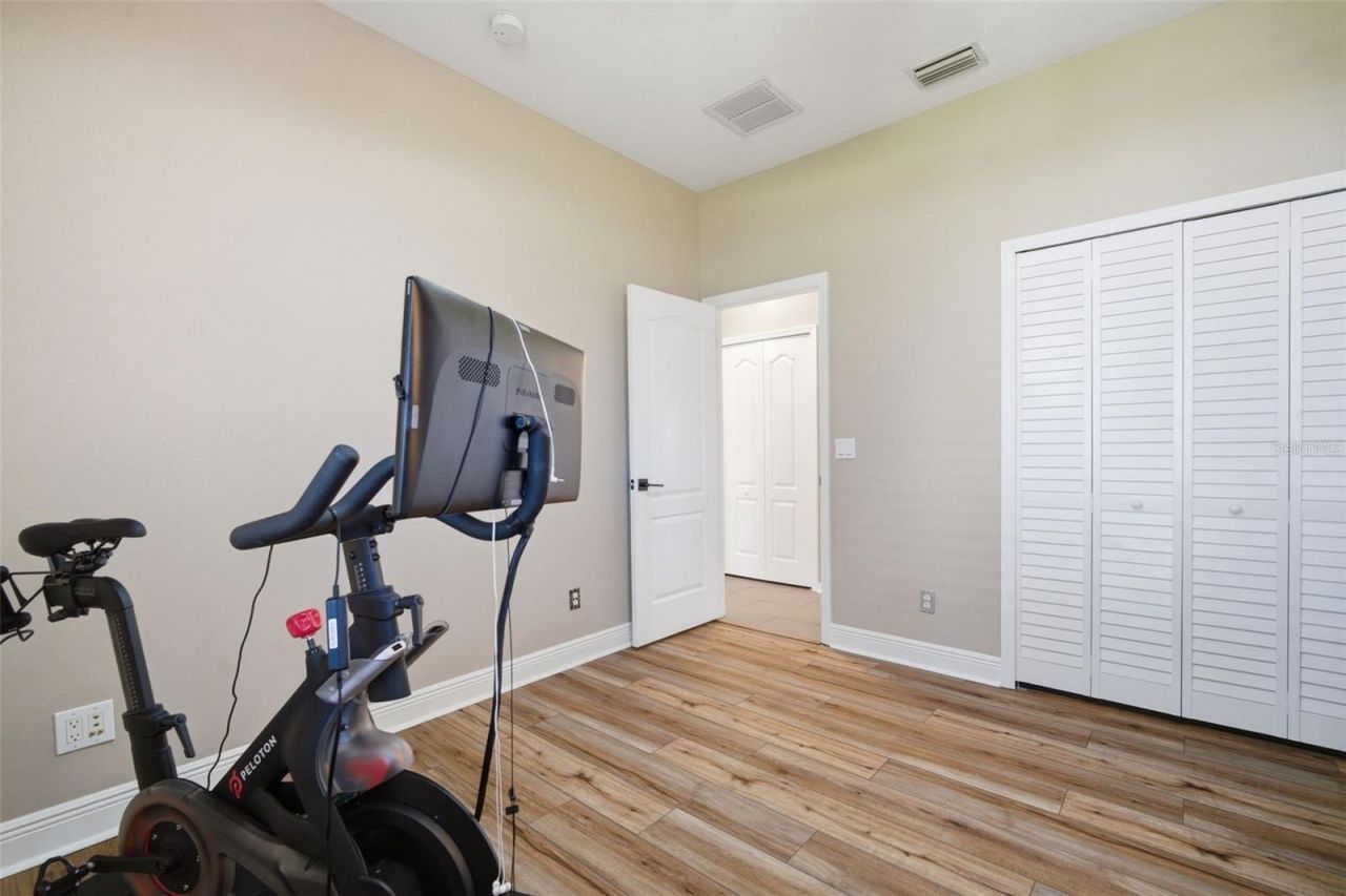 805 Hickory Fork Drive, Seffner, FL 33584 Photo