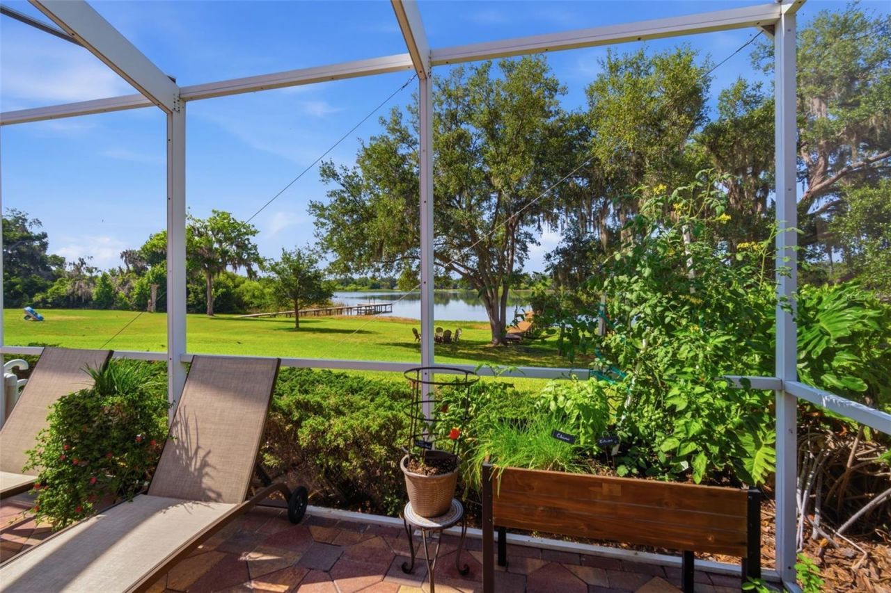 805 Hickory Fork Drive, Seffner, FL 33584 Photo