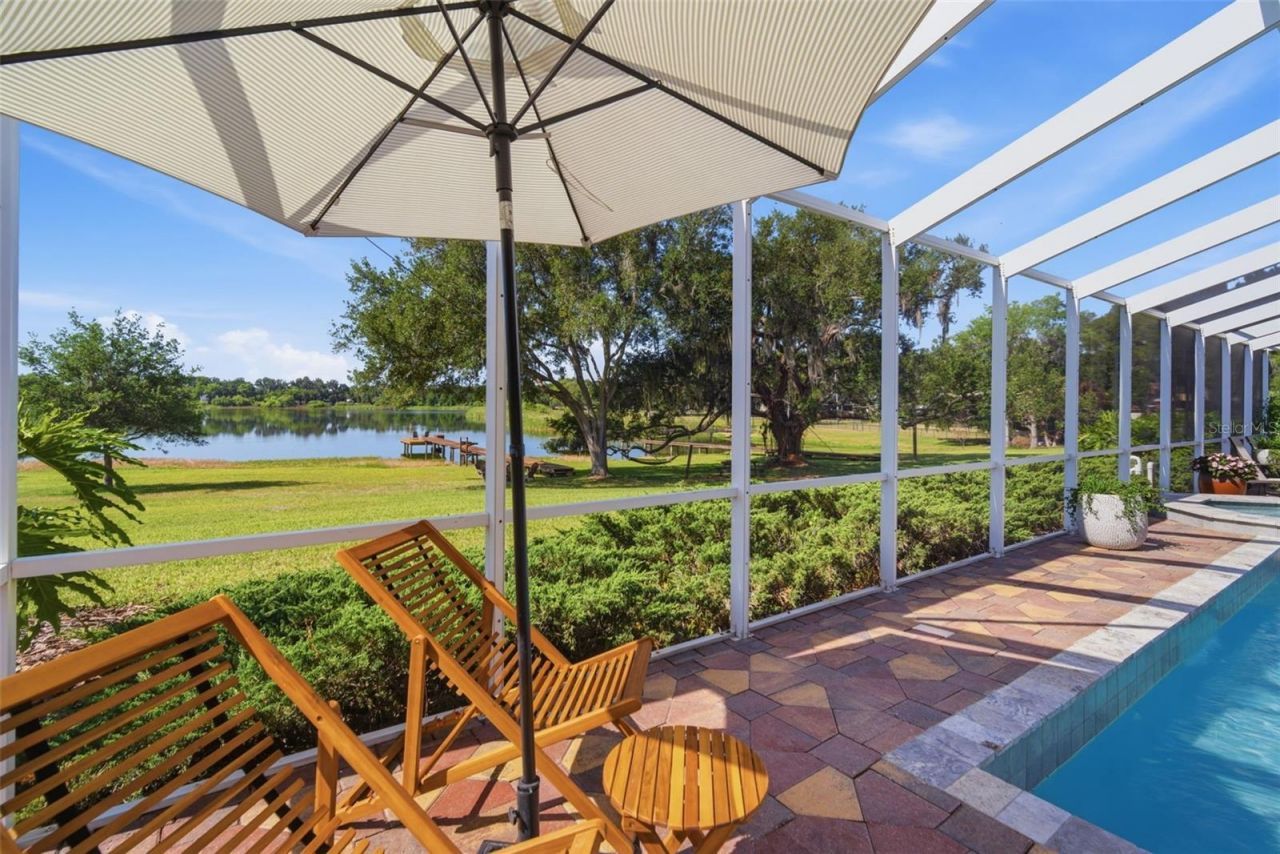 805 Hickory Fork Drive, Seffner, FL 33584 Photo
