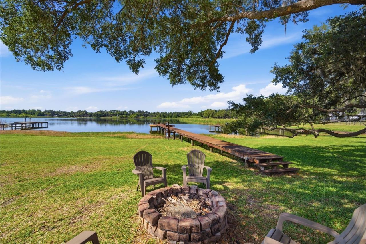 805 Hickory Fork Drive, Seffner, FL 33584 Photo