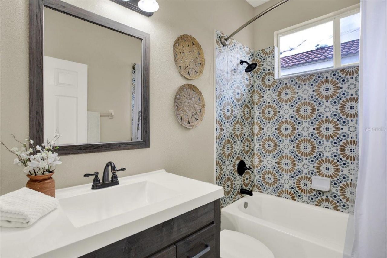 18019 Java Isle Drive , Tampa, FL 33647 Photo
