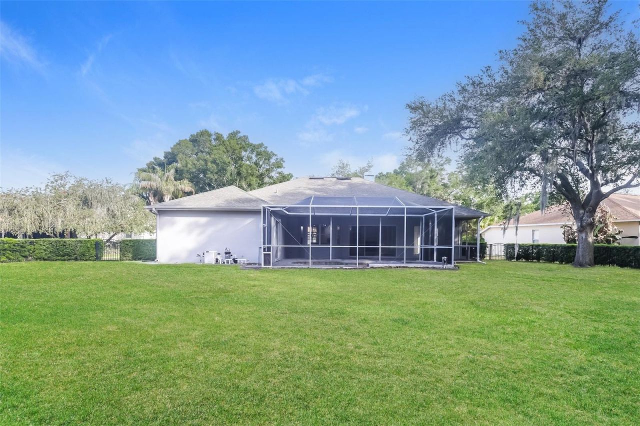 3810 Spruce Pine Drive, Valrico, FL 33596 Photo