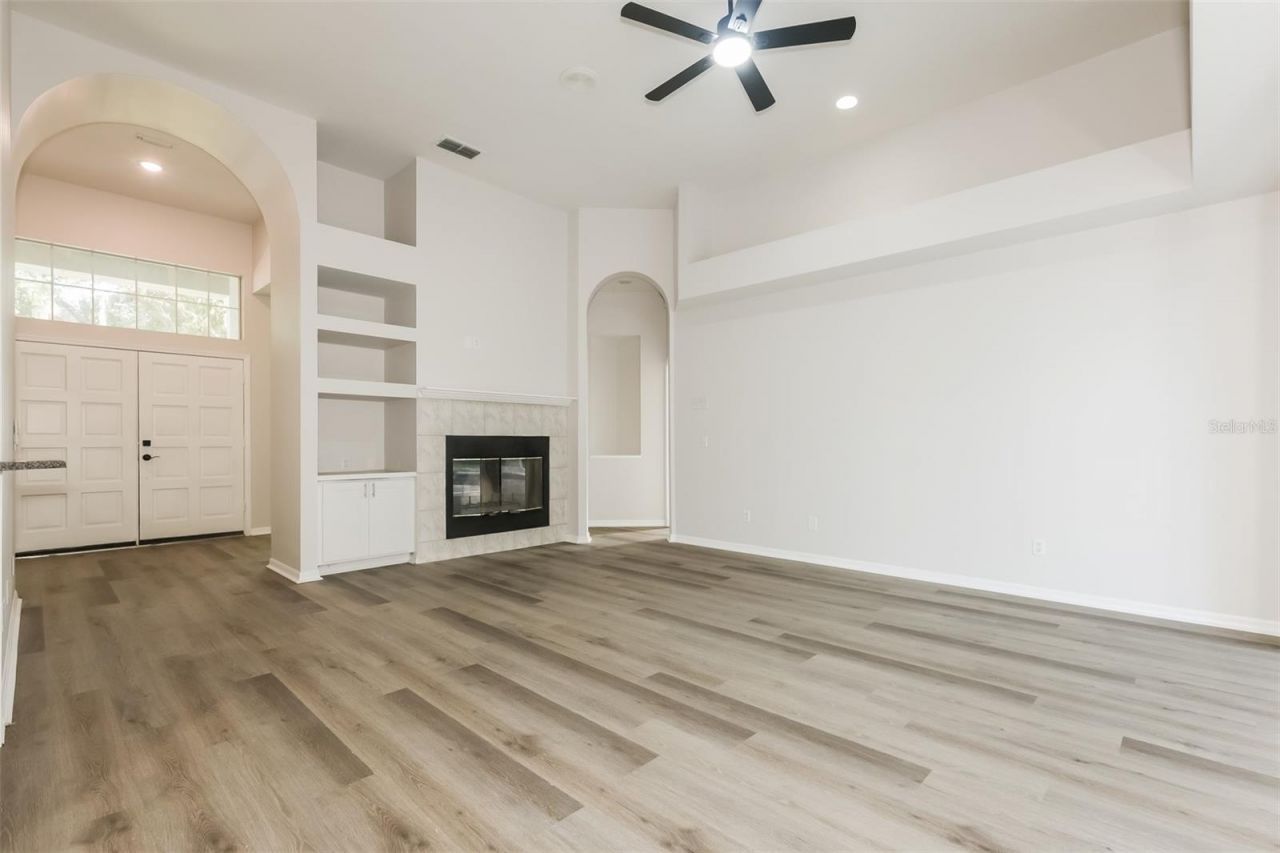 3810 Spruce Pine Drive, Valrico, FL 33596 Photo