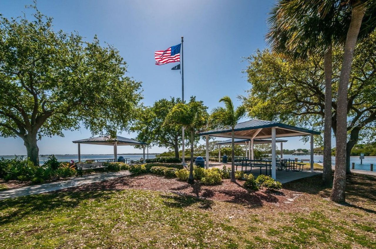 1802 Oak Ridge Road , Safety Harbor, FL 34695 Photo