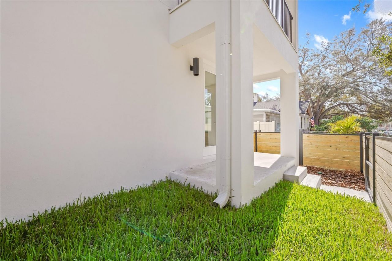 301 15th Street N, Saint Petersburg, FL 33705 Photo