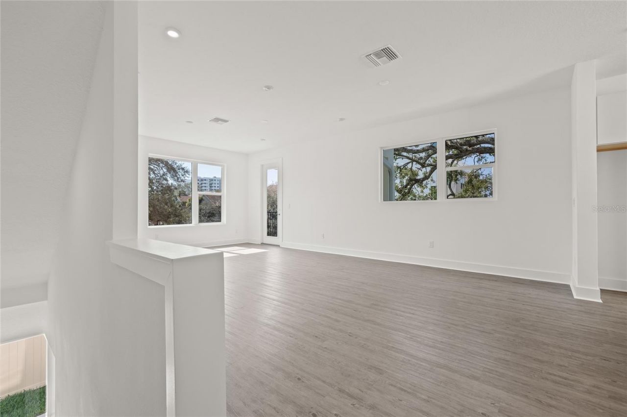 301 15th Street N, Saint Petersburg, FL 33705 Photo