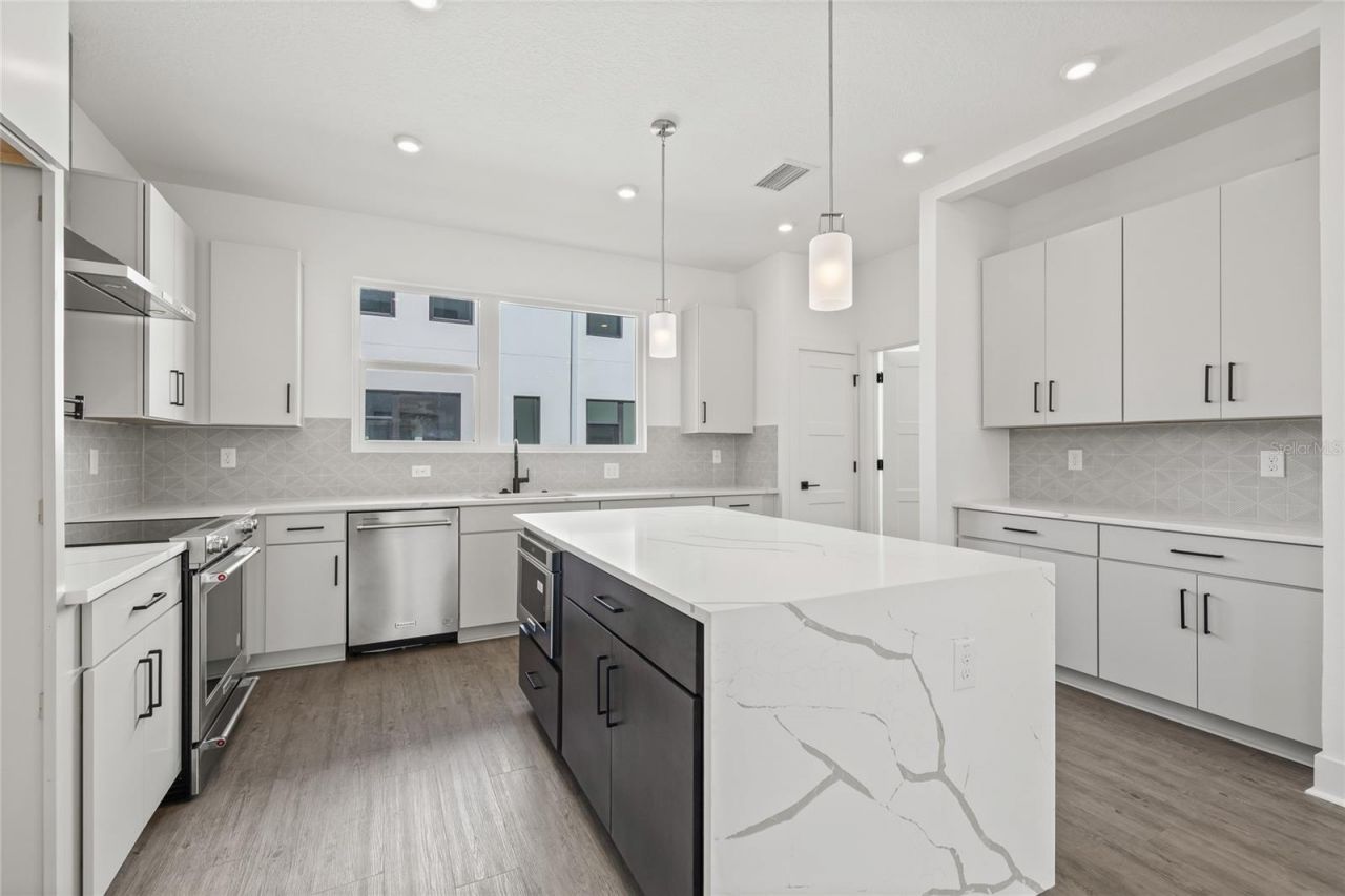 301 15th Street N, Saint Petersburg, FL 33705 Photo