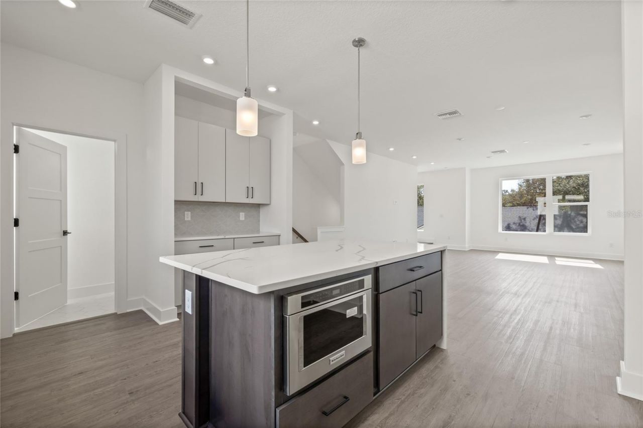 301 15th Street N, Saint Petersburg, FL 33705 Photo