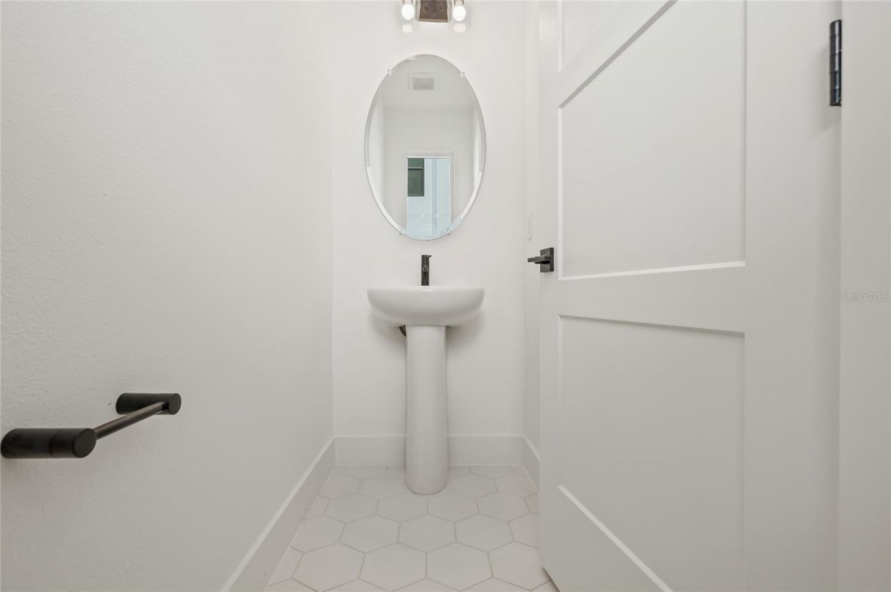 301 15th Street N, Saint Petersburg, FL 33705 Photo