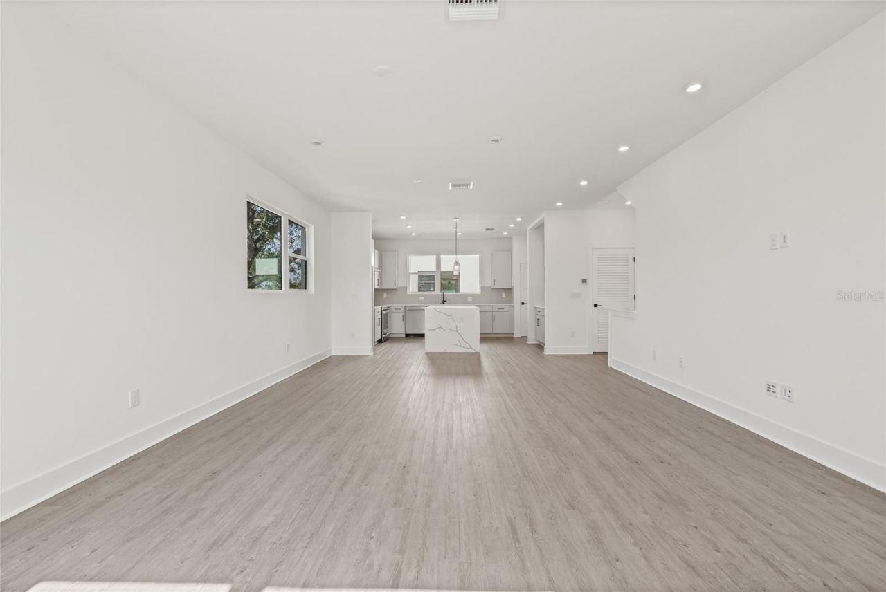 301 15th Street N, Saint Petersburg, FL 33705 Photo