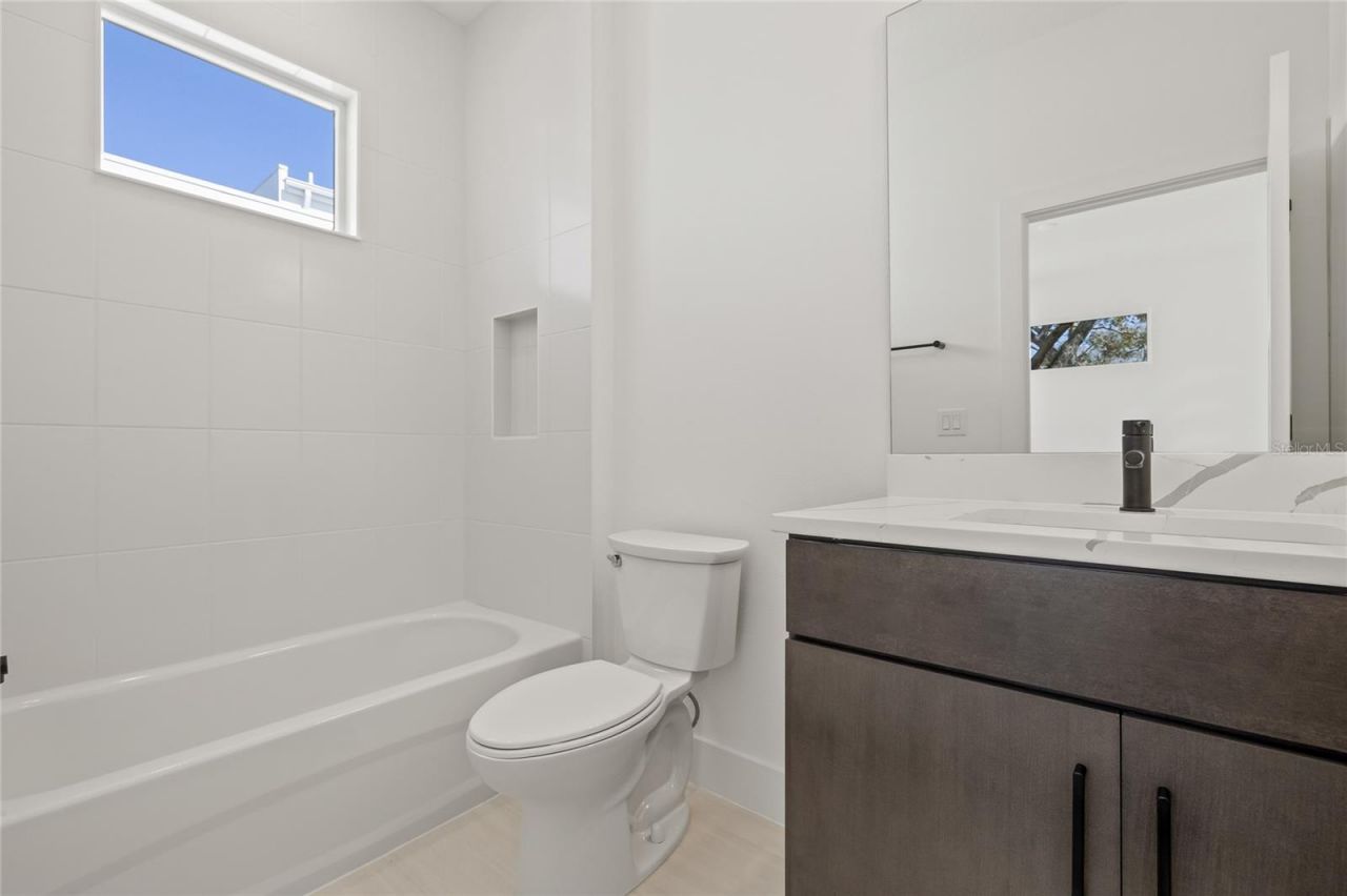 301 15th Street N, Saint Petersburg, FL 33705 Photo