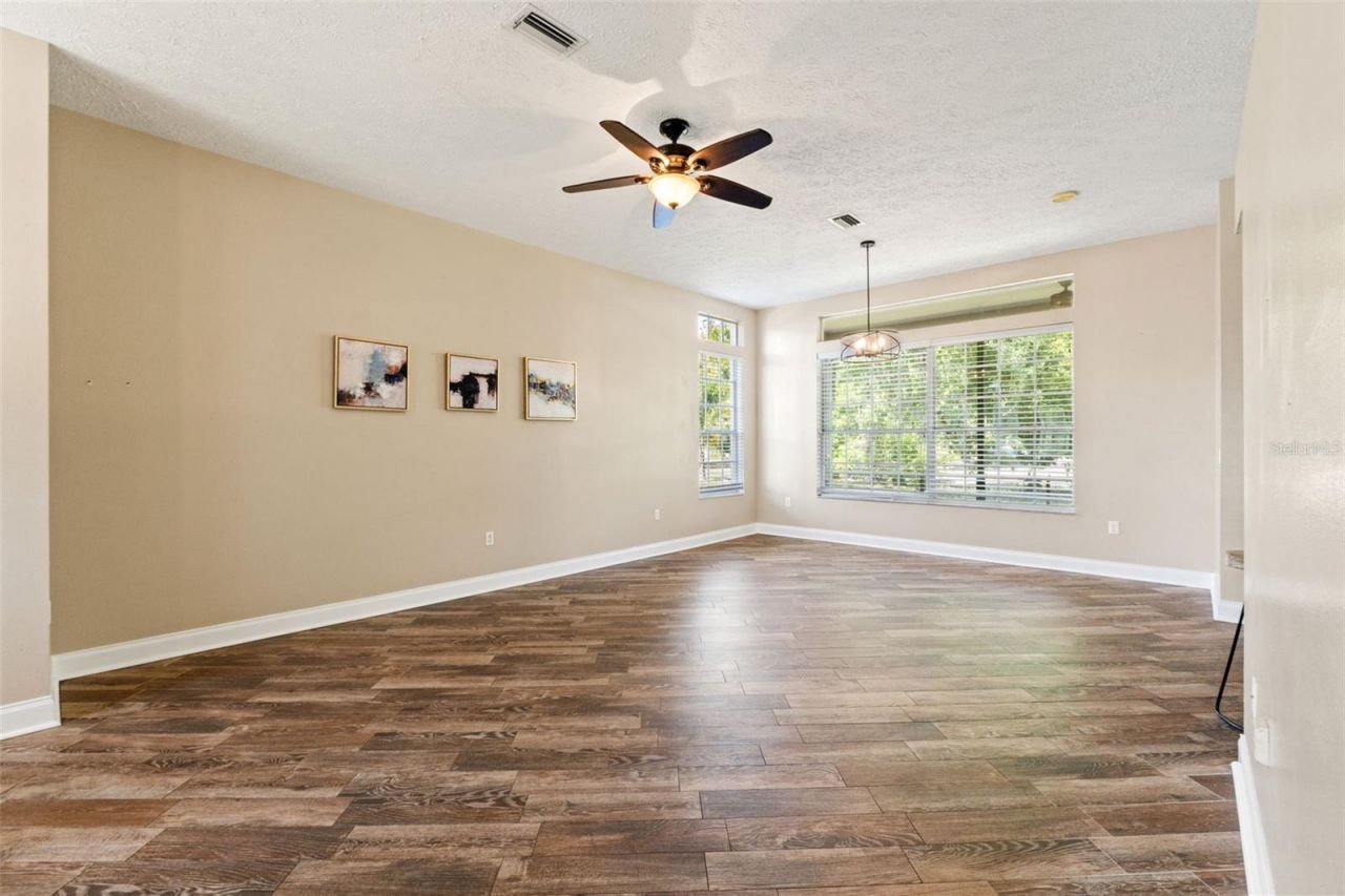 10311 Pineneedles Drive , New Port Richey, FL 34654 Photo