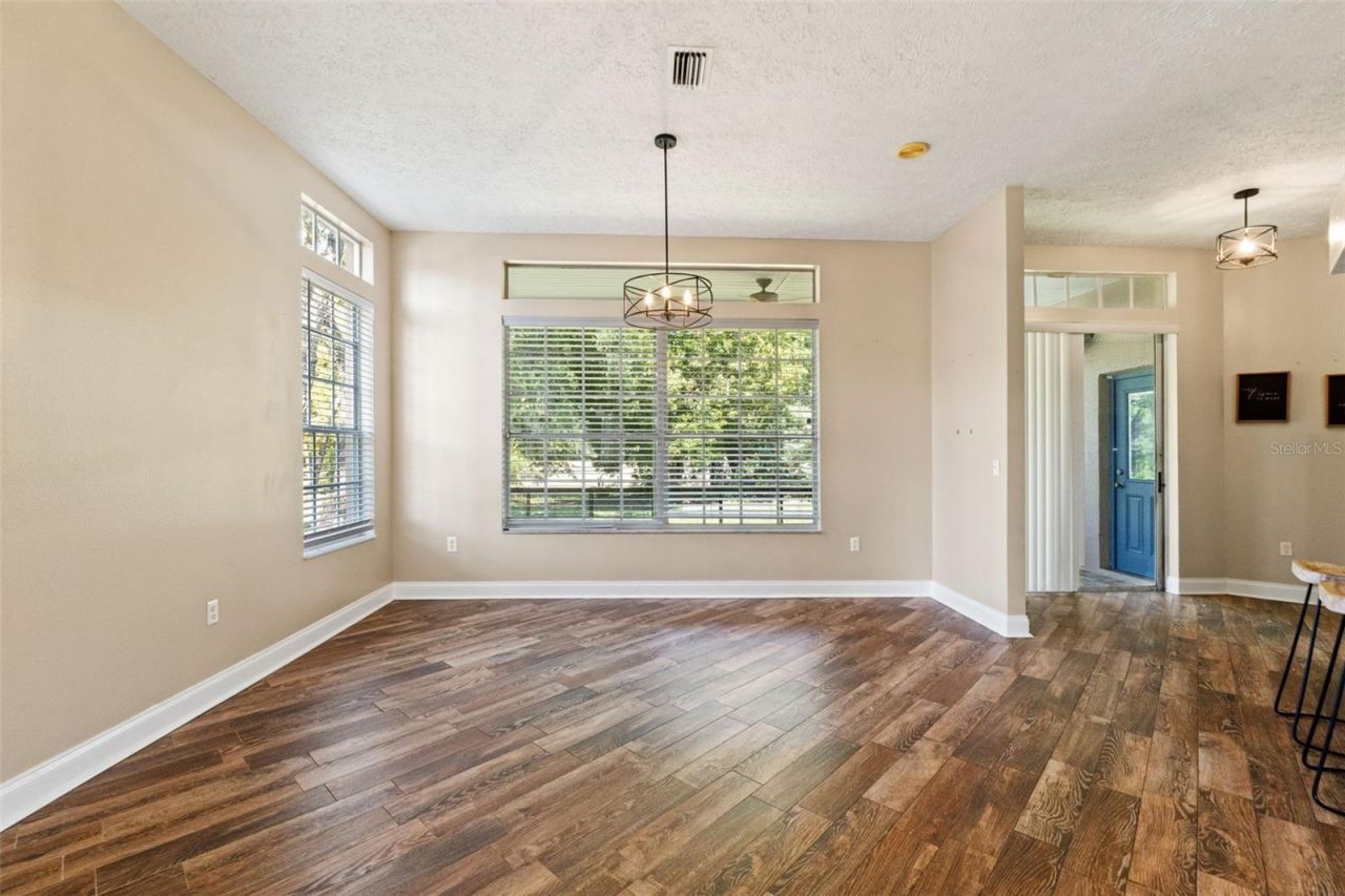 10311 Pineneedles Drive , New Port Richey, FL 34654 Photo
