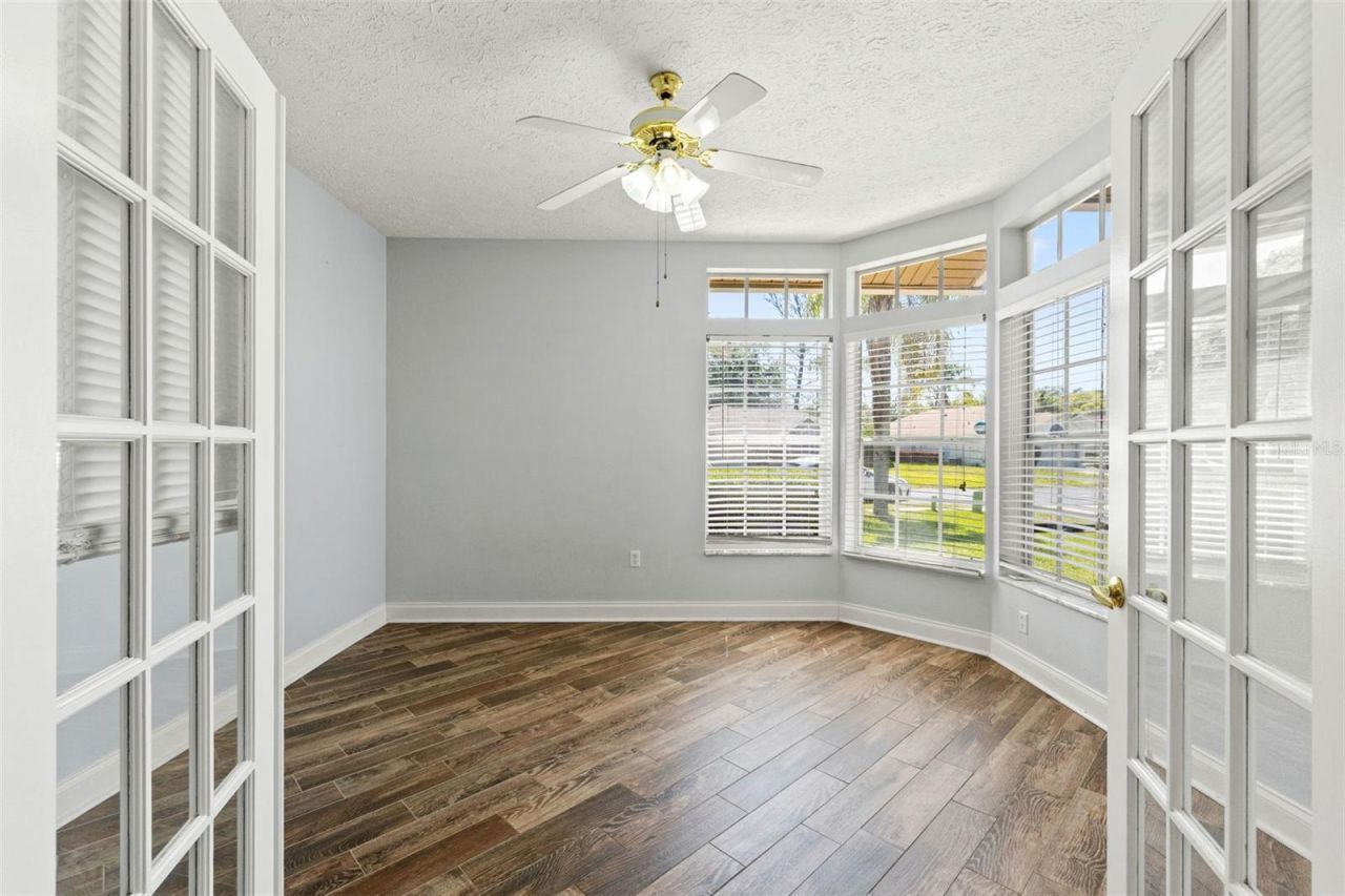10311 Pineneedles Drive , New Port Richey, FL 34654 Photo