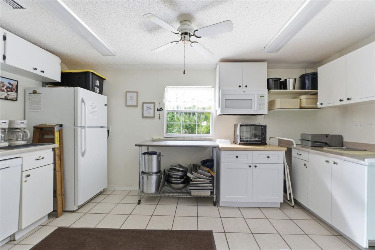 10311 Pineneedles Drive , New Port Richey, FL 34654 Photo