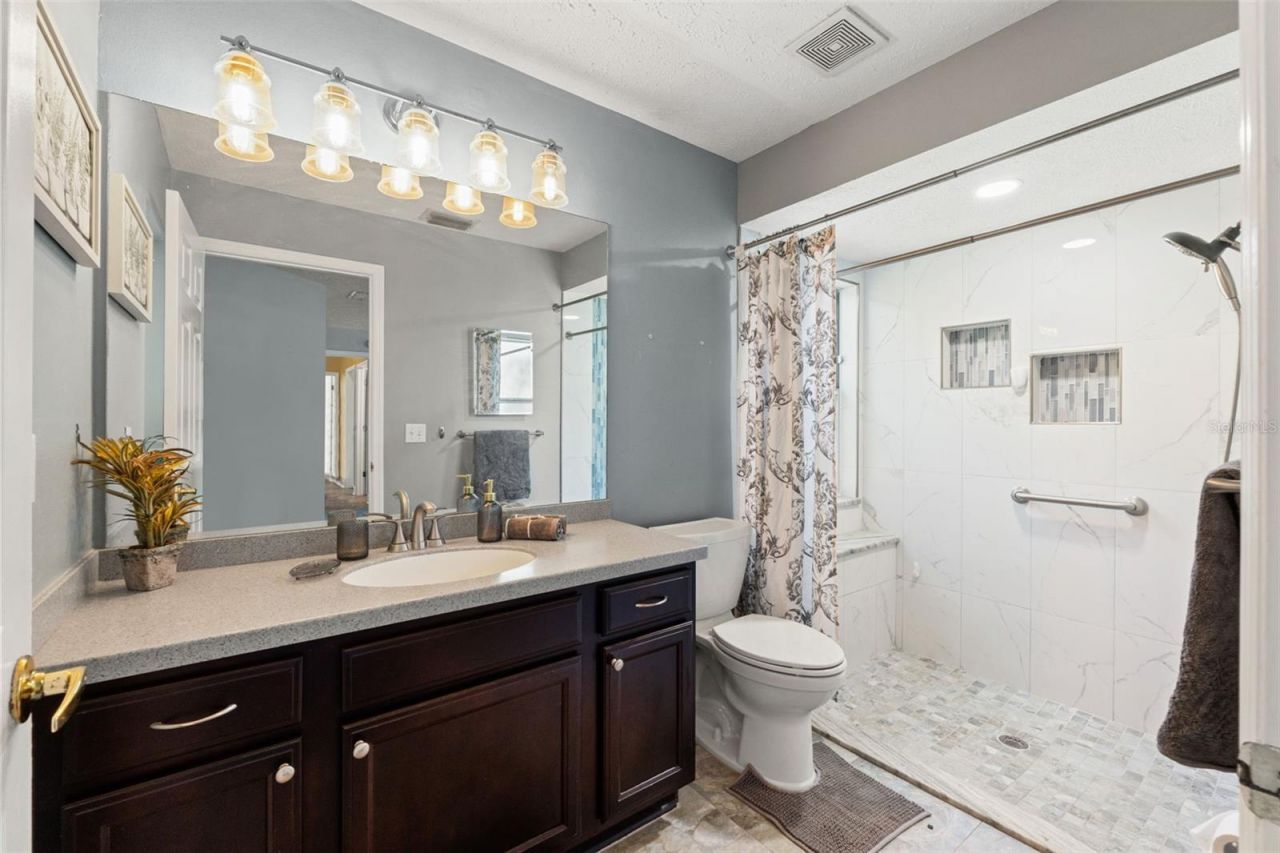 10311 Pineneedles Drive , New Port Richey, FL 34654 Photo