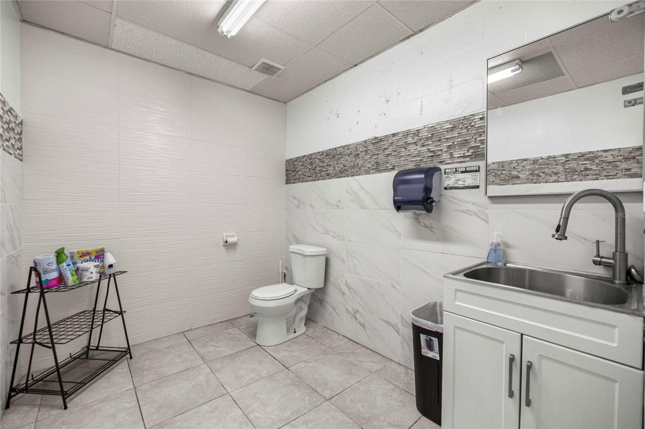 2926/3010 NE Jacksonville Road, Ocala, FL 34479 Photo