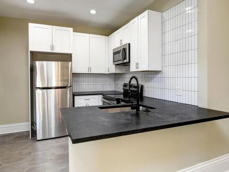 47 S Monroe Avenue , Unit 49, Columbus, OH 43205 Photo 10