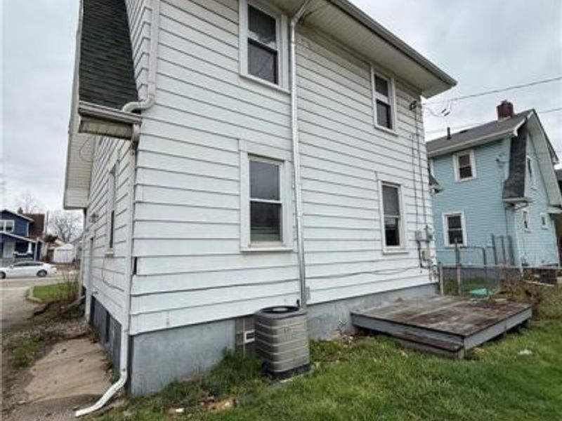 2122 S Smithville Road, Dayton, OH 45420 Photo 5