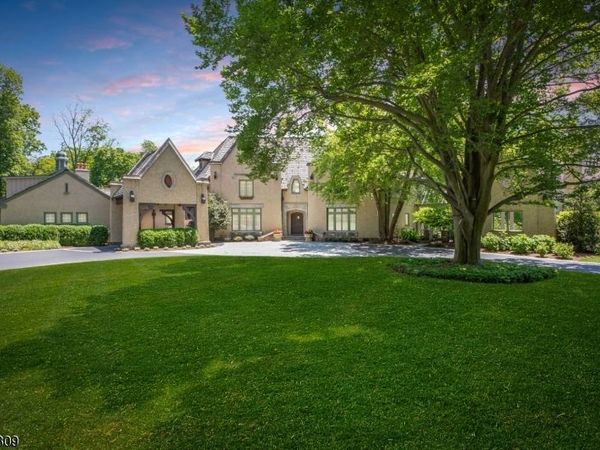 66 Charles Road, Bernardsville, NJ 07924