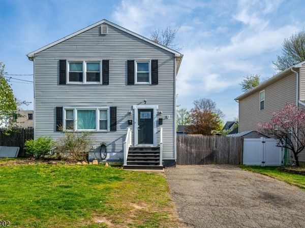 7 Myrtle Ave, Metuchen, NJ 08840