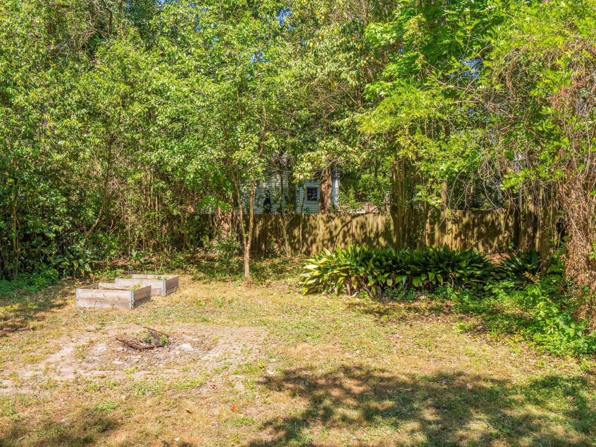 58 Avondale Avenue Photo 31