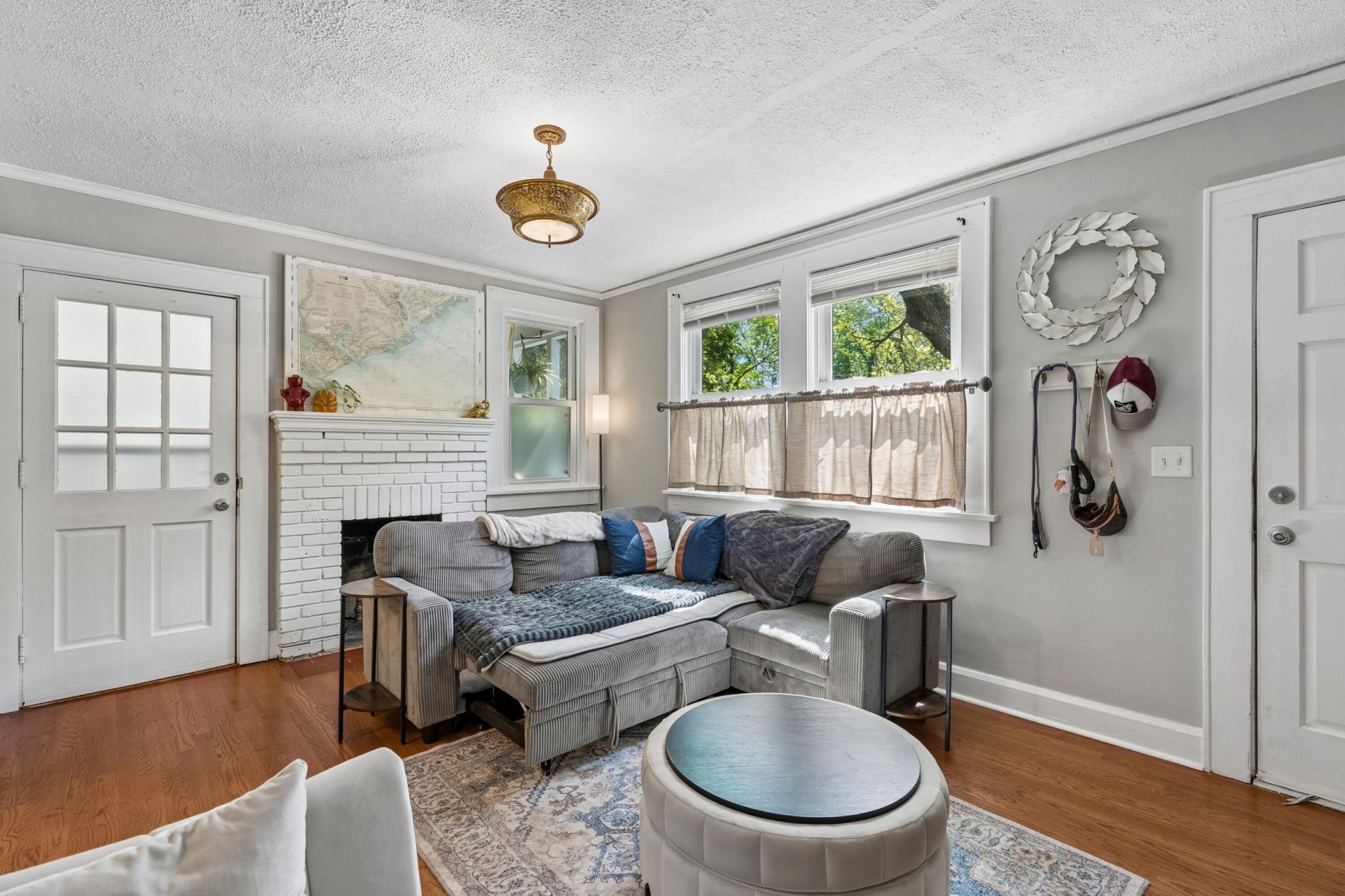 58 Avondale Avenue Photo 7