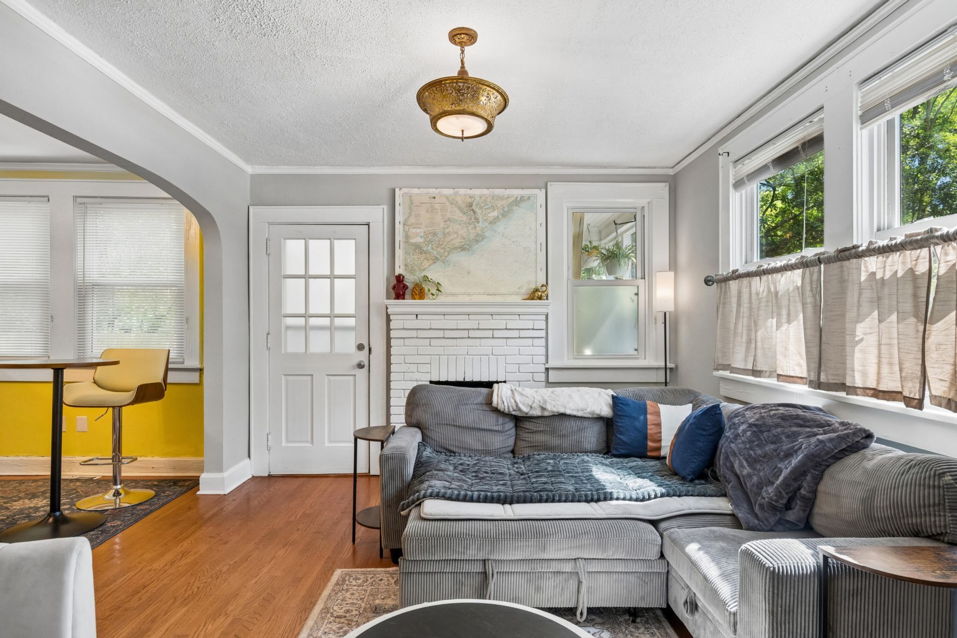58 Avondale Avenue Photo 8
