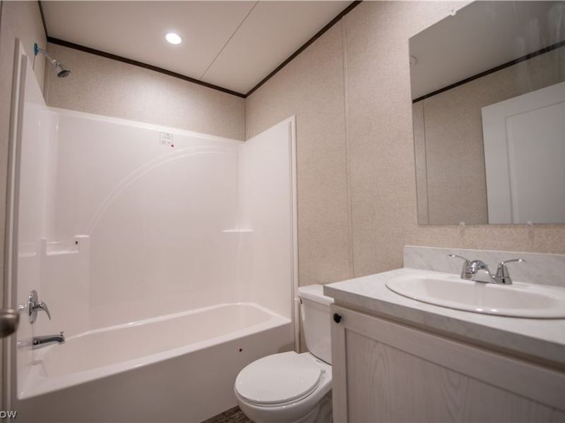 14000 Lincoln Street, Unit 32, Minerva, OH 44657 Photo 16