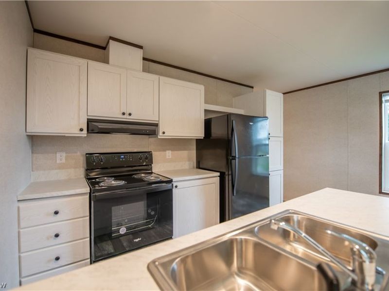 14000 Lincoln Street, Unit 32, Minerva, OH 44657 Photo 9