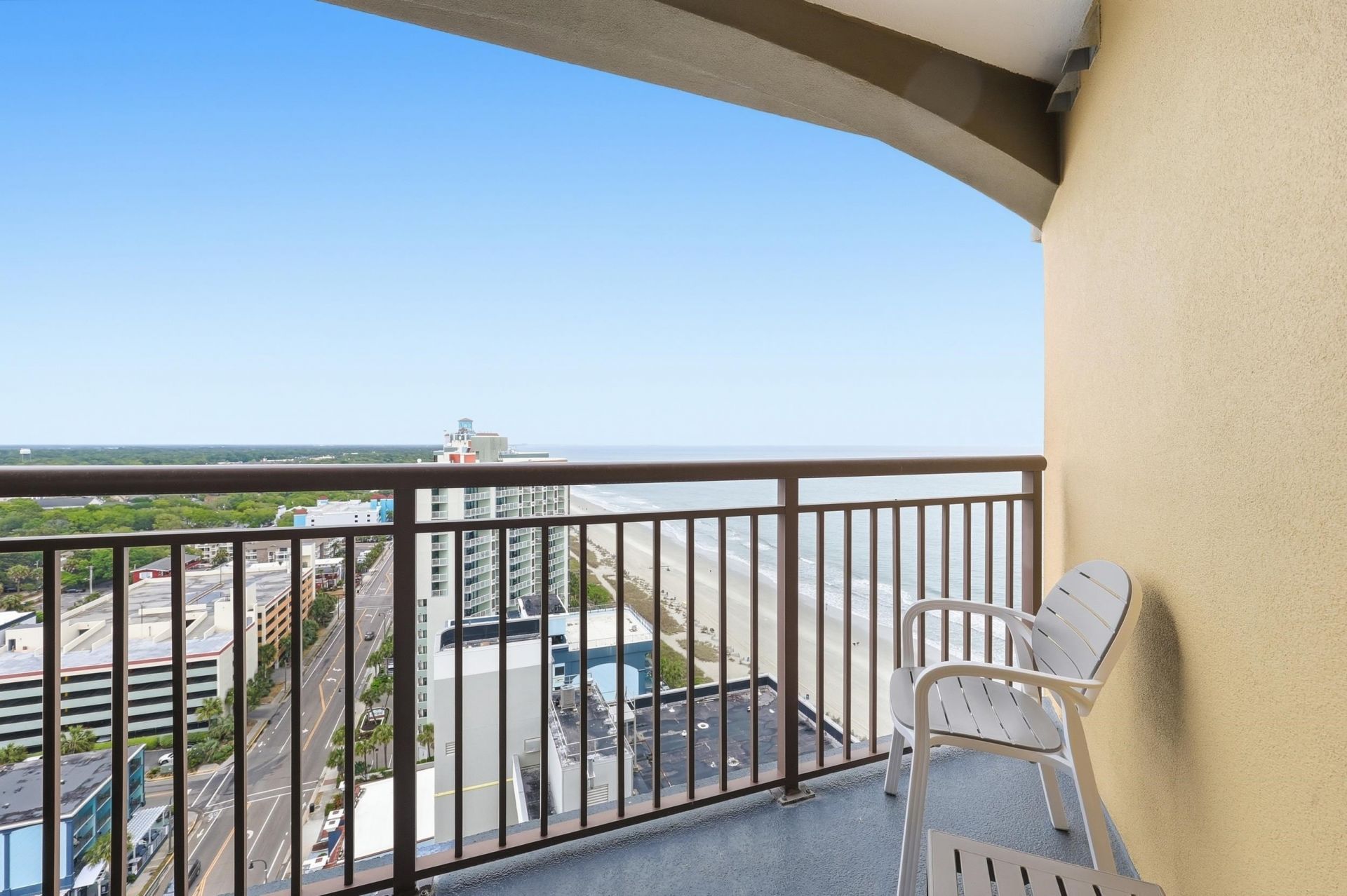 2600 N Ocean Blvd.  Photo 23
