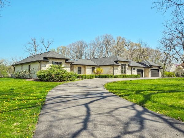 2038 CAMPHILL Circle , Inverness, IL 60067