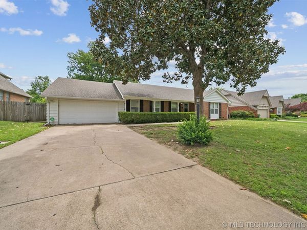 5809 S Kingston Avenue , Tulsa, OK 74135