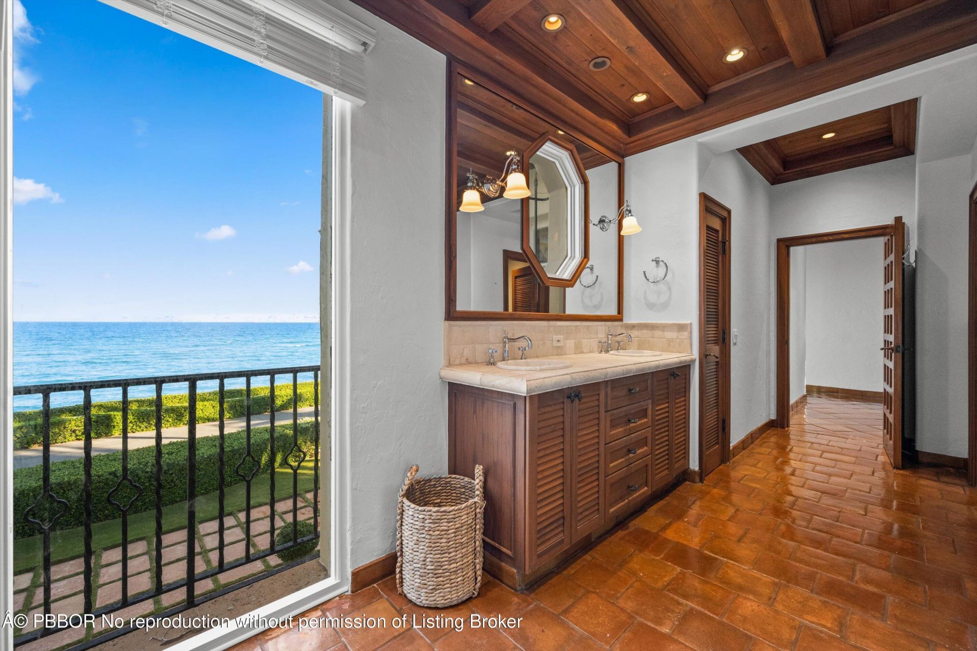 240 N Ocean Boulevard, Palm Beach, FL 33480 Photo