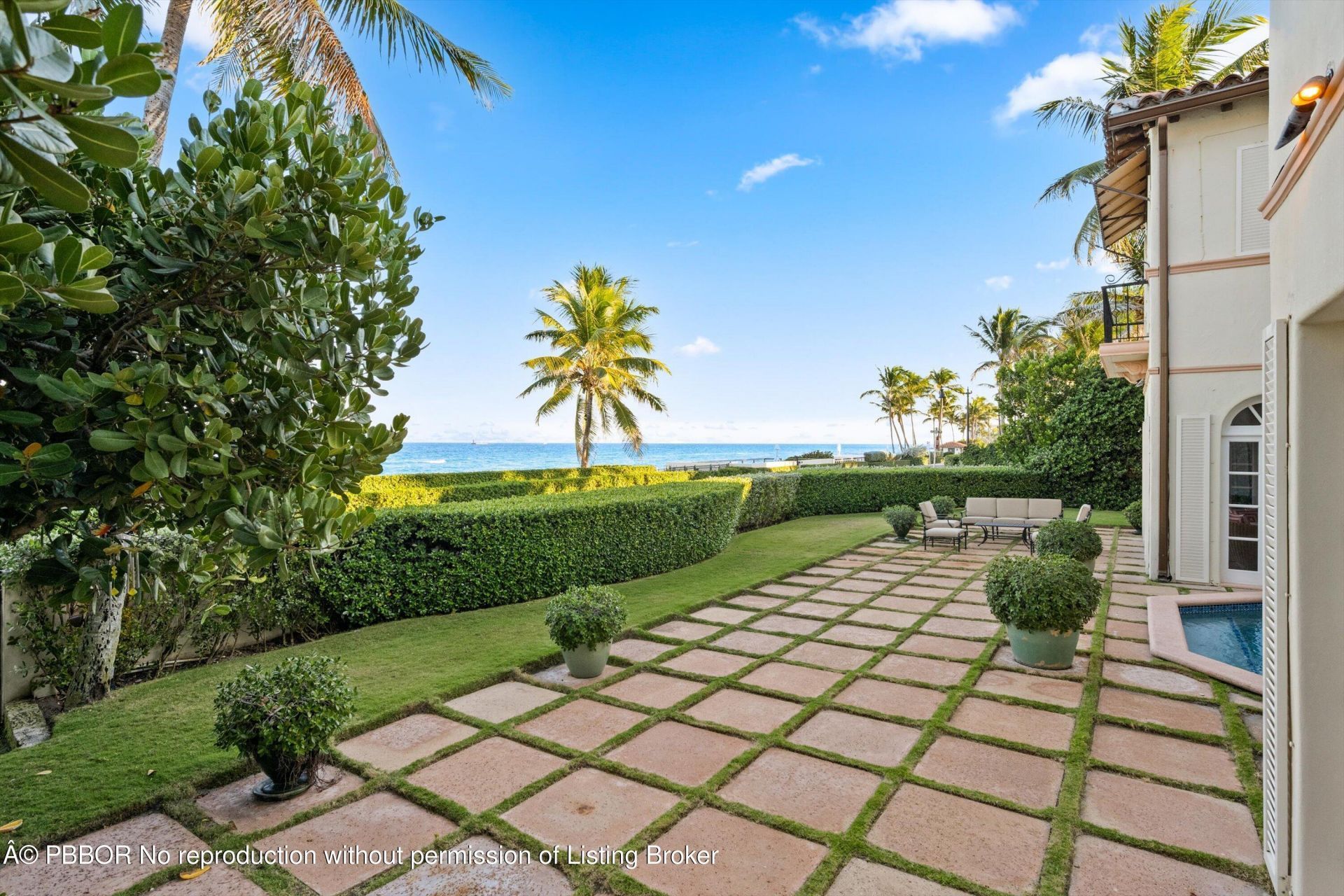 240 N Ocean Boulevard, Palm Beach, FL 33480 Photo