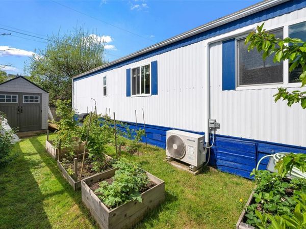 1498 Admirals Rd, Unit #4, View Royal, BC V9A 2R1