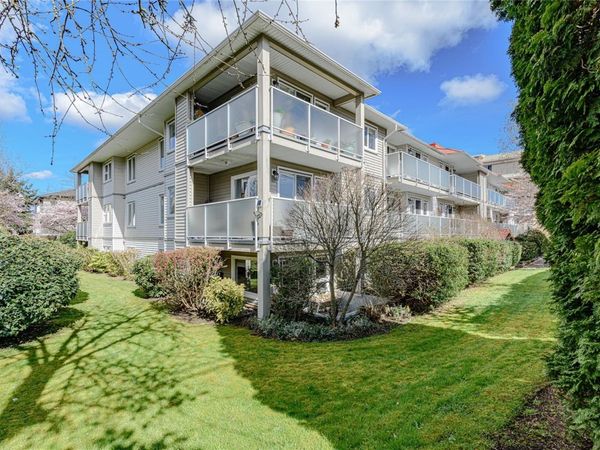 3180 Albina St, Unit #103, Saanich, BC V9A 1Z5